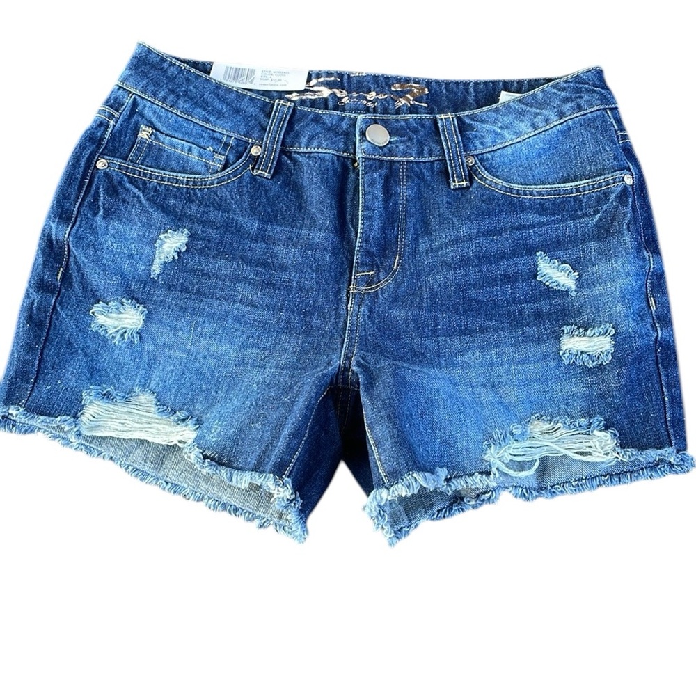 Seven7 Weekend Short Sits at Waist Denim Weekend‎ Shorts